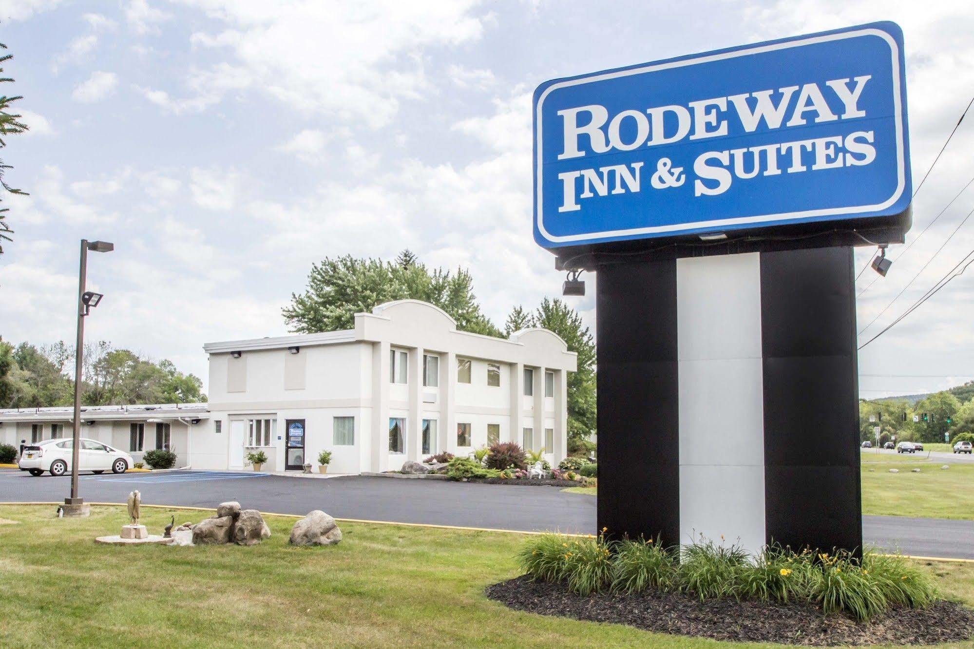 Rodeway Inn & Suites New Paltz- Hudson Valley Экстерьер фото